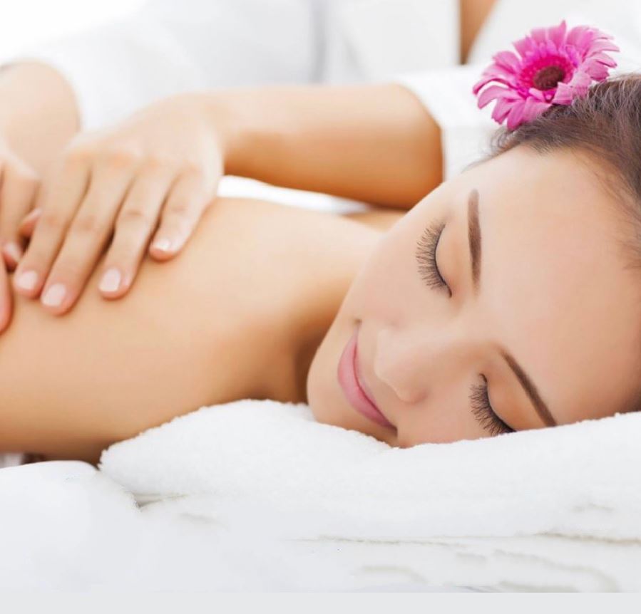 Hand & Stone Massage and Facial Spa – Oakville